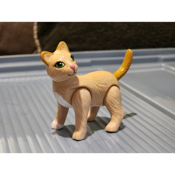 Cat Barbie - Picture 1 of 3